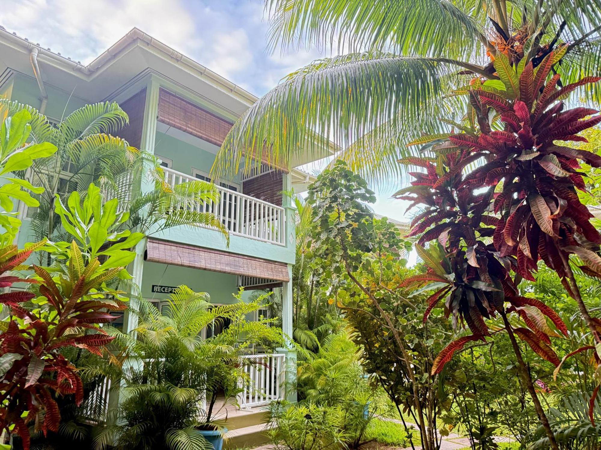 Bord Mer Villa Бо-Валлон Экстерьер фото